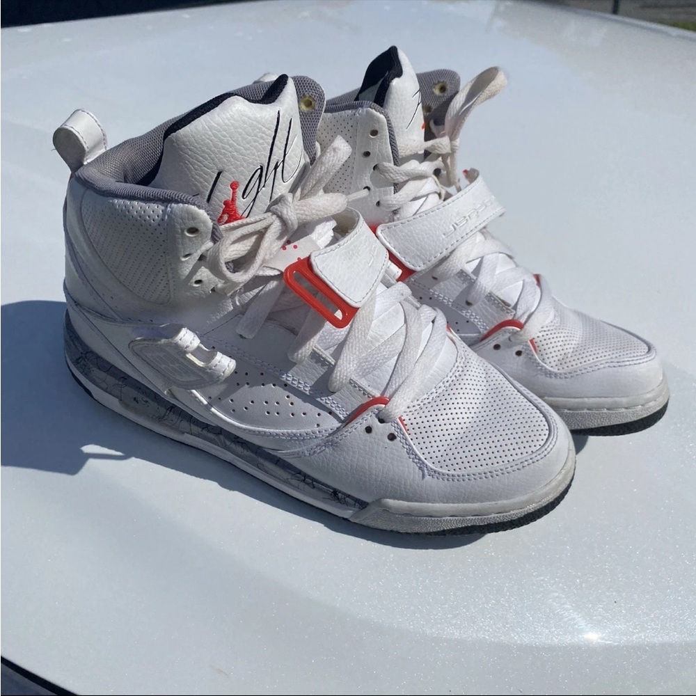 Nike Air Jordan Flight White Cement Pink Size 7Y